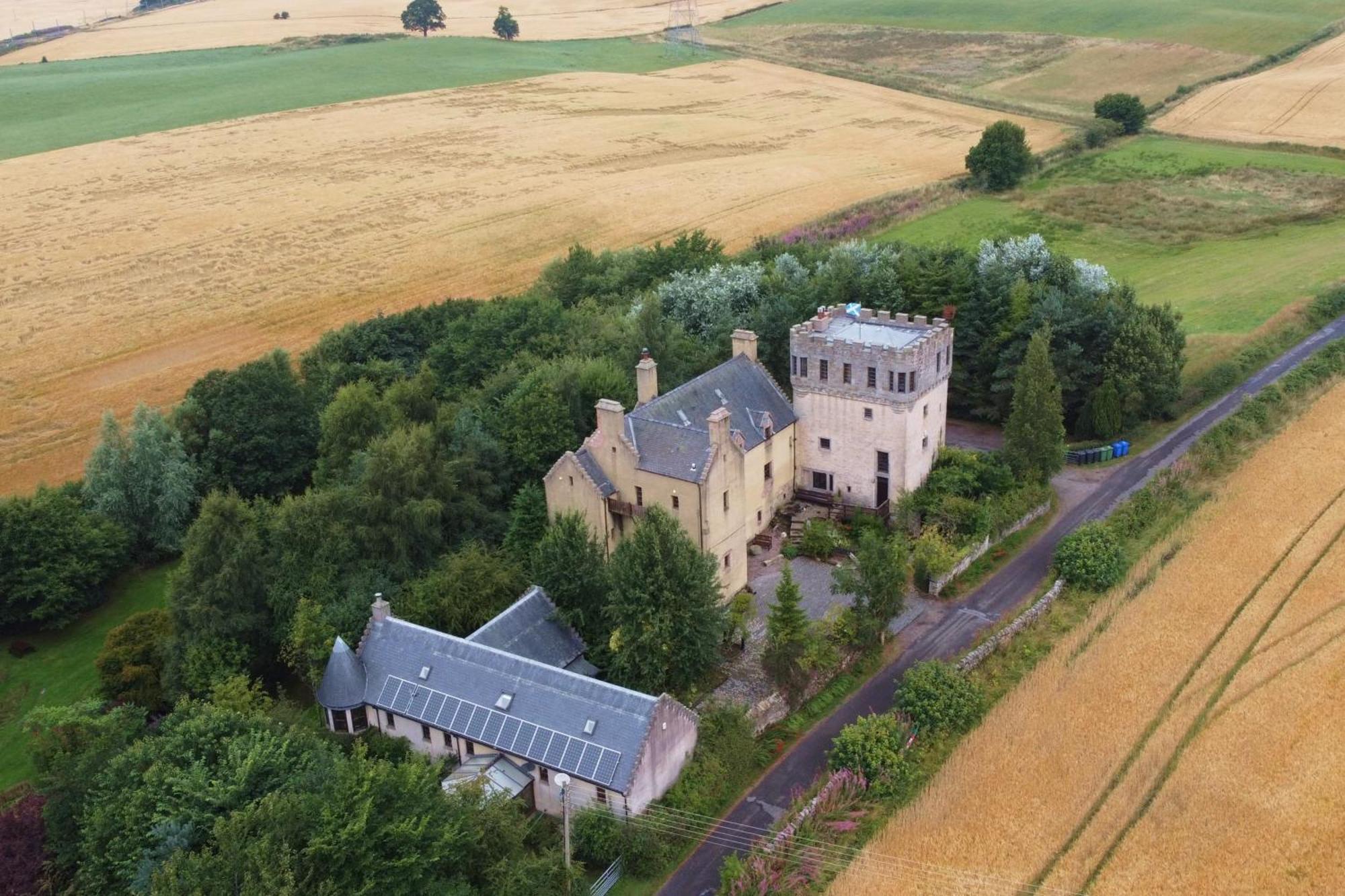 The Manor At Plane Castle Villa ฟัลเคิร์ก ภายนอก รูปภาพ